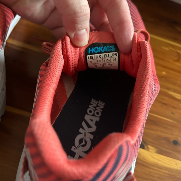 Hoka Women's Pink Running Shoes size 9 - Picture 5 of 6